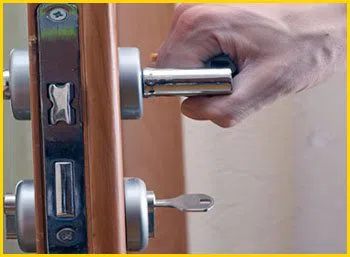 Metro Locksmith Services St Cloud, FL 407-964-3420 - 7-lock-installation
